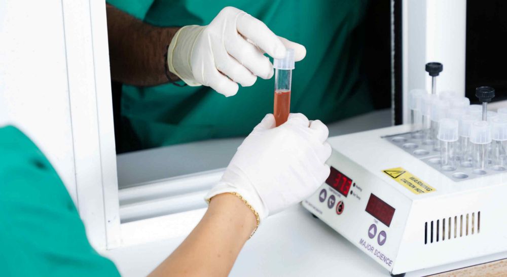 Egg freezing in azoury IVF lebanon clinic allows young women to postpone their maternity goals and preserve their fertility